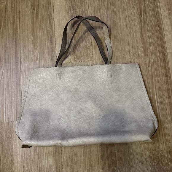 Free People Handbags - Free People Vegan Leather Tote Bag + Zipper Pouch – Taupe/Beige